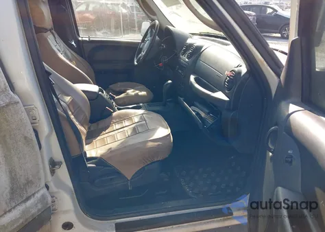 2004 Jeep Liberty Sport from USA, damaged, VIN 1J4GL48K24W144391